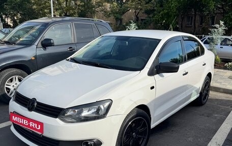 Volkswagen Polo VI (EU Market), 2010 год, 580 000 рублей, 2 фотография