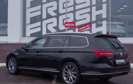 Volkswagen Passat B8 рестайлинг, 2016 год, 1 699 000 рублей, 2 фотография