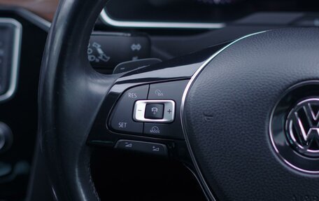 Volkswagen Passat B8 рестайлинг, 2016 год, 1 699 000 рублей, 14 фотография