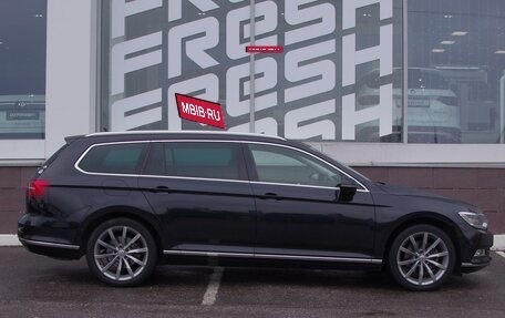 Volkswagen Passat B8 рестайлинг, 2016 год, 1 699 000 рублей, 7 фотография