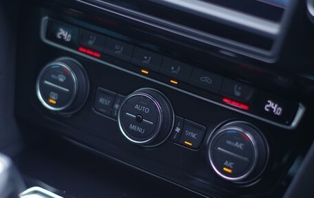 Volkswagen Passat B8 рестайлинг, 2016 год, 1 699 000 рублей, 21 фотография