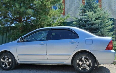 Toyota Corolla, 2005 год, 700 000 рублей, 3 фотография
