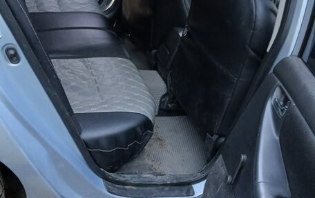 Toyota Corolla, 2005 год, 700 000 рублей, 6 фотография