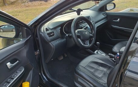 KIA Rio III рестайлинг, 2013 год, 800 000 рублей, 5 фотография