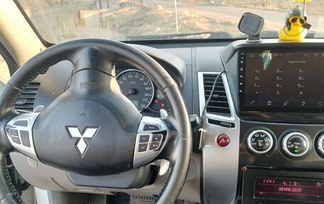 Mitsubishi Pajero Sport II рестайлинг, 2012 год, 1 000 050 рублей, 14 фотография