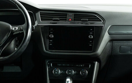 Volkswagen Tiguan II, 2018 год, 2 499 900 рублей, 14 фотография