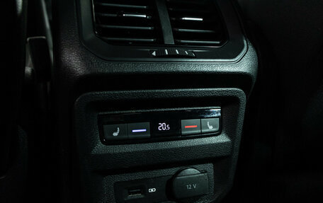 Volkswagen Tiguan II, 2018 год, 2 499 900 рублей, 20 фотография