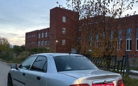 Mitsubishi Carisma I, 2001 год, 165 000 рублей, 4 фотография