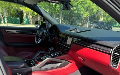 Porsche Cayenne III, 2019 год, 10 000 000 рублей, 8 фотография