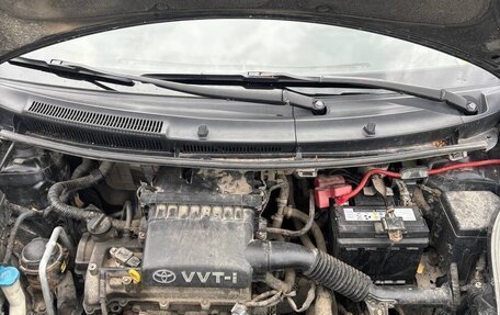 Toyota Yaris III рестайлинг, 2008 год, 530 000 рублей, 8 фотография