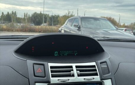 Toyota Yaris III рестайлинг, 2008 год, 530 000 рублей, 5 фотография