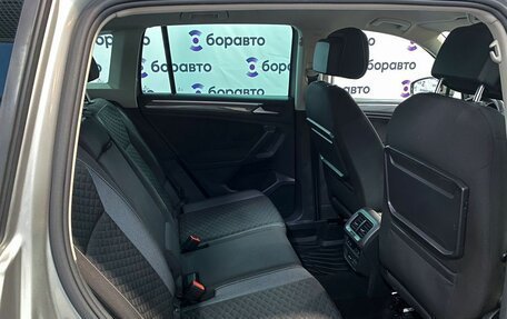 Volkswagen Tiguan II, 2018 год, 2 570 000 рублей, 15 фотография