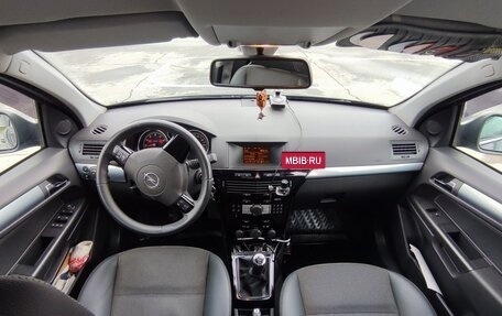 Opel Astra H, 2011 год, 730 000 рублей, 31 фотография