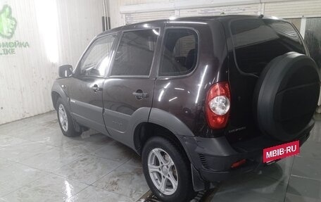 Chevrolet Niva I рестайлинг, 2013 год, 450 000 рублей, 4 фотография