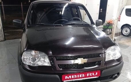 Chevrolet Niva I рестайлинг, 2013 год, 450 000 рублей, 15 фотография