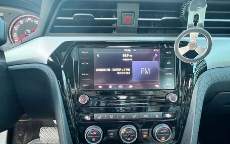 Volkswagen Passat B8 рестайлинг, 2021 год, 2 357 000 рублей, 12 фотография