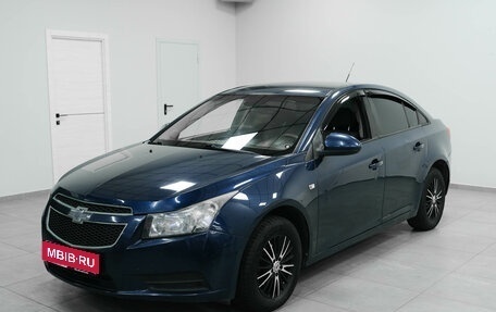 Chevrolet Cruze II, 2009 год, 640 000 рублей, 1 фотография