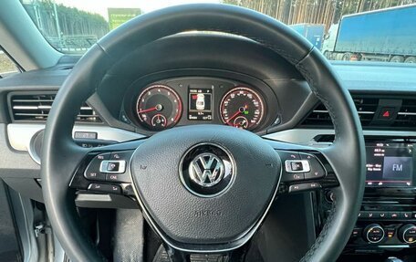 Volkswagen Passat B8 рестайлинг, 2021 год, 2 357 000 рублей, 17 фотография