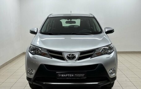 Toyota RAV4, 2012 год, 2 275 000 рублей, 2 фотография