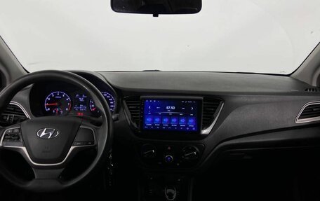 Hyundai Solaris II рестайлинг, 2019 год, 1 160 000 рублей, 13 фотография