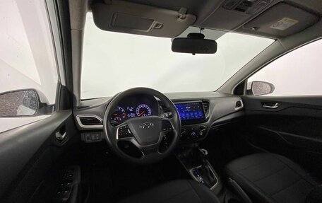 Hyundai Solaris II рестайлинг, 2019 год, 1 160 000 рублей, 15 фотография