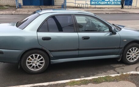 Mitsubishi Carisma I, 2002 год, 300 000 рублей, 3 фотография
