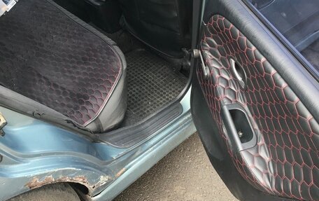 Mitsubishi Carisma I, 2002 год, 300 000 рублей, 14 фотография