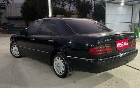 Mercedes-Benz E-Класс, 1999 год, 840 000 рублей, 4 фотография