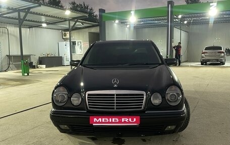 Mercedes-Benz E-Класс, 1999 год, 840 000 рублей, 12 фотография