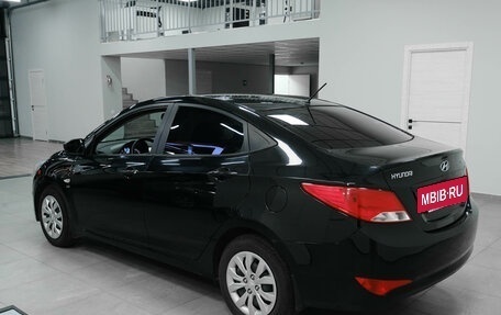 Hyundai Solaris II рестайлинг, 2015 год, 835 000 рублей, 4 фотография