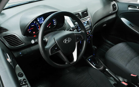 Hyundai Solaris II рестайлинг, 2015 год, 835 000 рублей, 19 фотография