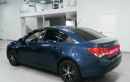 Chevrolet Cruze II, 2009 год, 640 000 рублей, 3 фотография