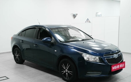 Chevrolet Cruze II, 2009 год, 640 000 рублей, 2 фотография