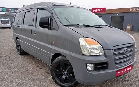 Hyundai Starex I рестайлинг, 2006 год, 670 000 рублей, 1 фотография