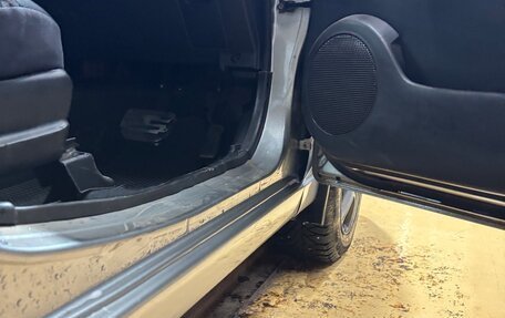 Nissan Cube II, 1999 год, 225 000 рублей, 11 фотография