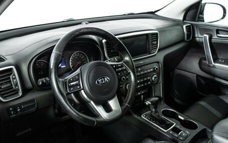 KIA Sportage IV рестайлинг, 2020 год, 2 499 700 рублей, 12 фотография