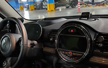 MINI Clubman, 2018 год, 2 220 000 рублей, 17 фотография