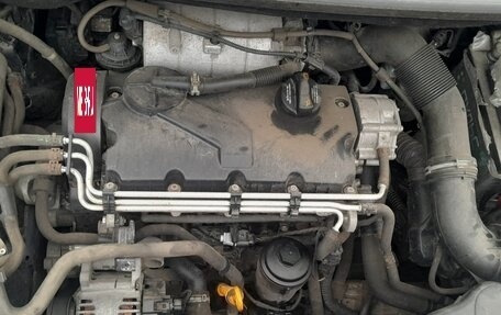 Volkswagen Caddy III рестайлинг, 2008 год, 1 100 000 рублей, 2 фотография