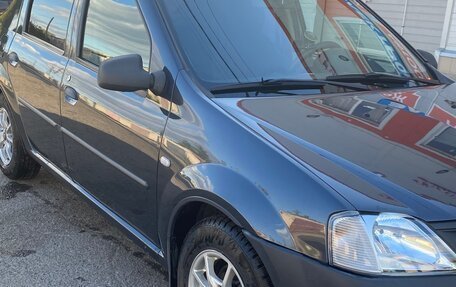 Renault Logan I, 2006 год, 400 000 рублей, 3 фотография