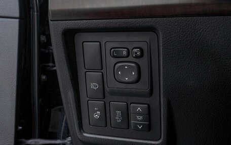 Toyota Land Cruiser Prado 150 рестайлинг 2, 2016 год, 4 309 000 рублей, 20 фотография