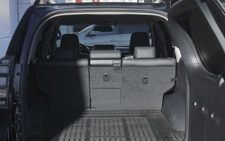 Toyota Land Cruiser Prado 150 рестайлинг 2, 2016 год, 4 309 000 рублей, 23 фотография