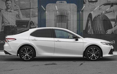 Toyota Camry, 2021 год, 2 969 000 рублей, 5 фотография