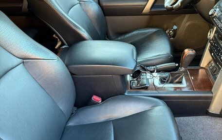 Toyota Land Cruiser Prado 150 рестайлинг 2, 2009 год, 2 390 000 рублей, 6 фотография