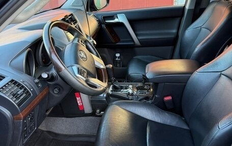 Toyota Land Cruiser Prado 150 рестайлинг 2, 2009 год, 2 390 000 рублей, 8 фотография