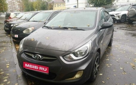 Hyundai Solaris II рестайлинг, 2013 год, 755 000 рублей, 8 фотография