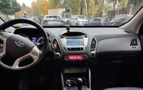 Hyundai ix35 I рестайлинг, 2012 год, 1 300 000 рублей, 10 фотография