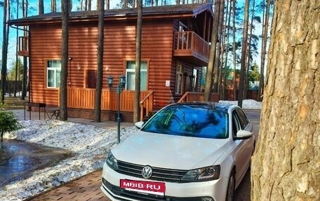 Volkswagen Jetta VI, 2015 год, 1 450 000 рублей, 12 фотография