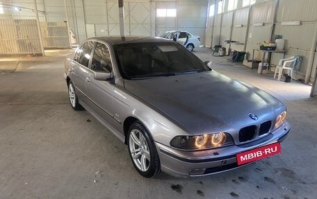 BMW 5 серия, 2000 год, 598 000 рублей, 8 фотография