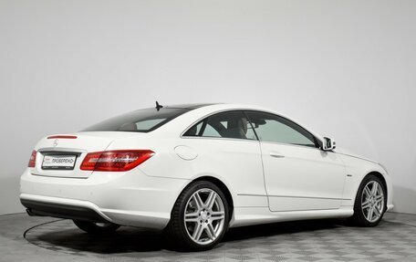 Mercedes-Benz E-Класс, 2010 год, 1 490 000 рублей, 5 фотография