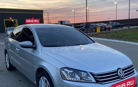 Volkswagen Passat B7, 2012 год, 1 150 000 рублей, 8 фотография